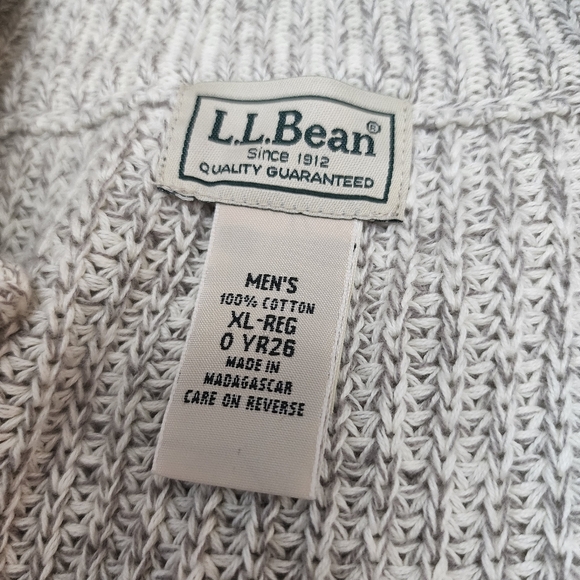 L.L. Bean  size XL long sleeve knit full zip sweater jacket - Picture 6 of 8